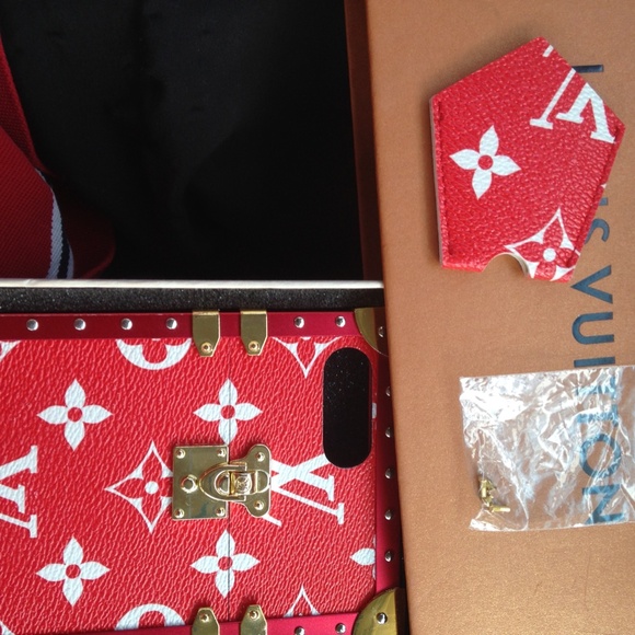 Louis Vuitton Supreme iPhone 7 Eye Trunk Phone Case New/Never Used W/ Box 2017 - Picture 4 of 4